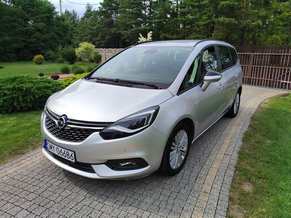 Opel Zafira C Lift 2.0 170KM | B20 | Bezawaryjny | Kamera | FullLed | Czujniki