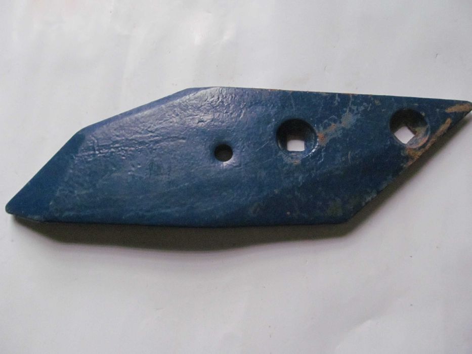 Долото праве до плуга Лемкен  з напайкою