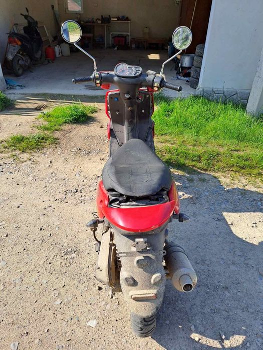 Скутер Viper Booster
