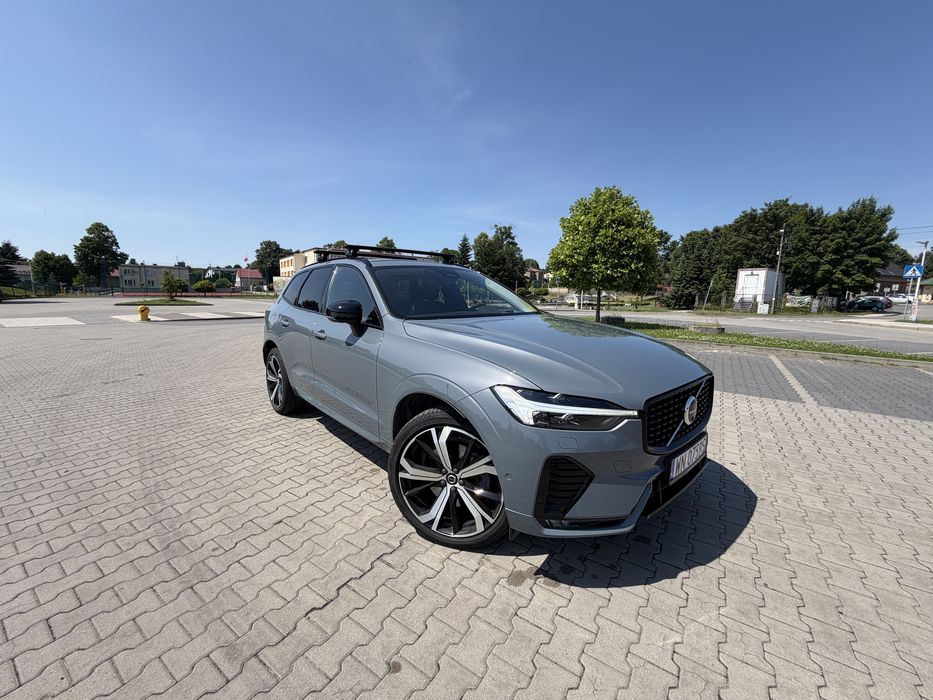Volvo XC 60 B5AWD Ultimate Dark automat