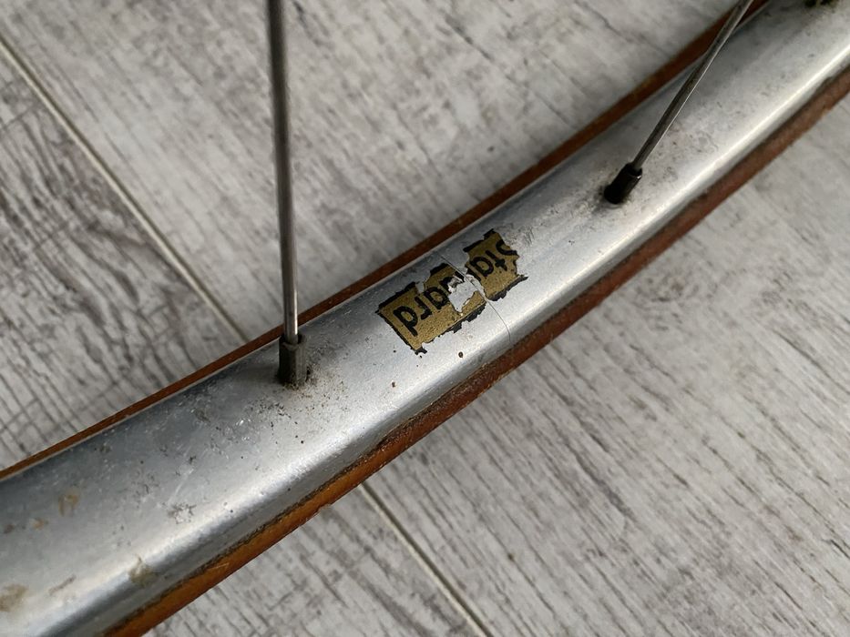 KOLO9 Koło tylne Campagnolo Record Pista 28h torowe szytka