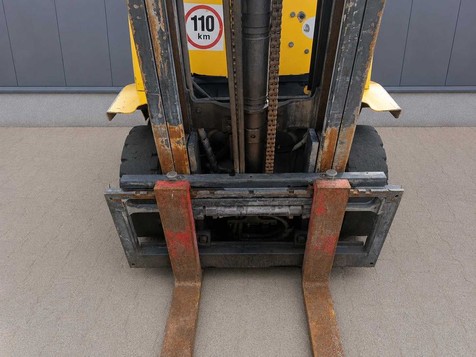 Wózek widłowy Hyster H2.00XMS – 2004 r. | Udźwig 2 t | Przesuw boczny