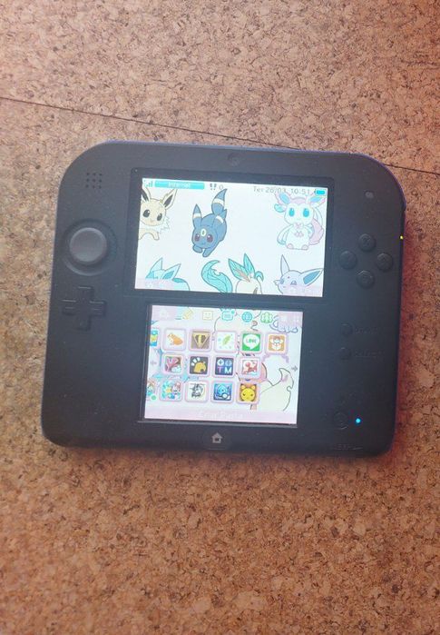 Nintendo 2DS / 3DS Desbloqueada 32gb (Como Nova)