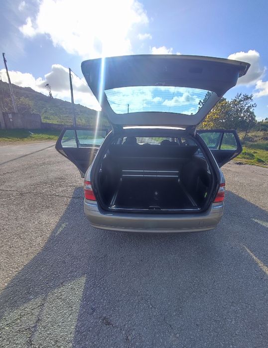 Mercedes E 270 2003