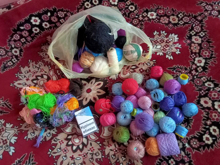 Нитки для рукоділля