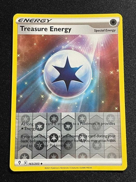 Carta Pokémon Treasure Energy 165/203 Evolving Skies
