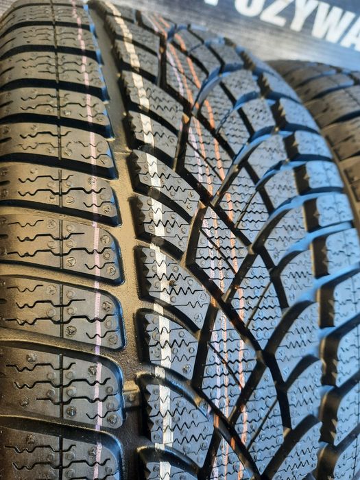Opony zimowe 215/40/17 Dunlop  sp winter sport 3D Komplet Nowe
