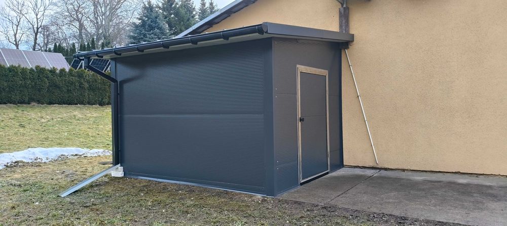 Konstrukcje z płyt warstwowych/Garaże/ magazyny/ dobudówki itp