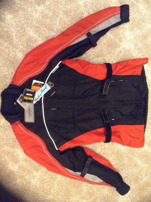 Продам новую мотокуртку PADANA-Чехия(большой размер)