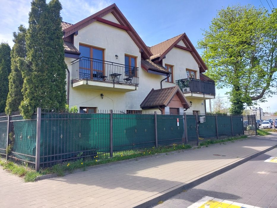Dom wolnostojacy.