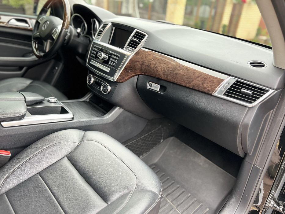 Mercedes-Benz ML 350