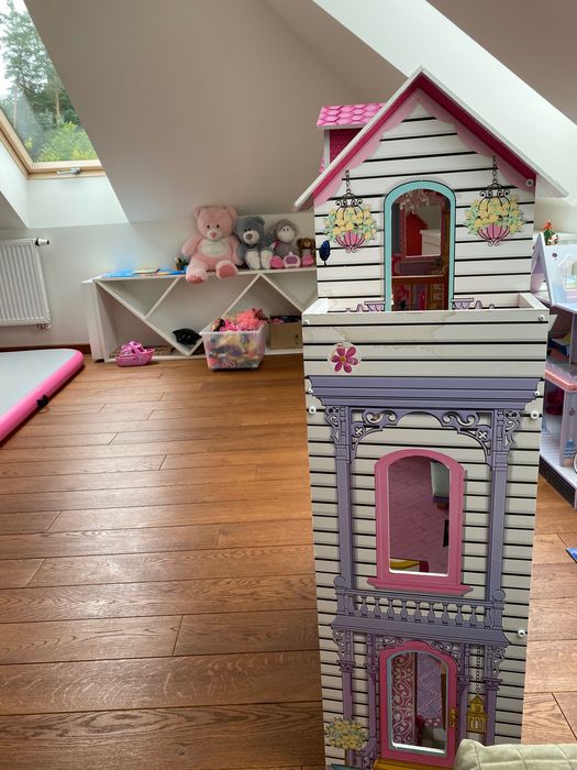 Duży drewniany domek dla lalek Kidkraft Anabelle 120 cm