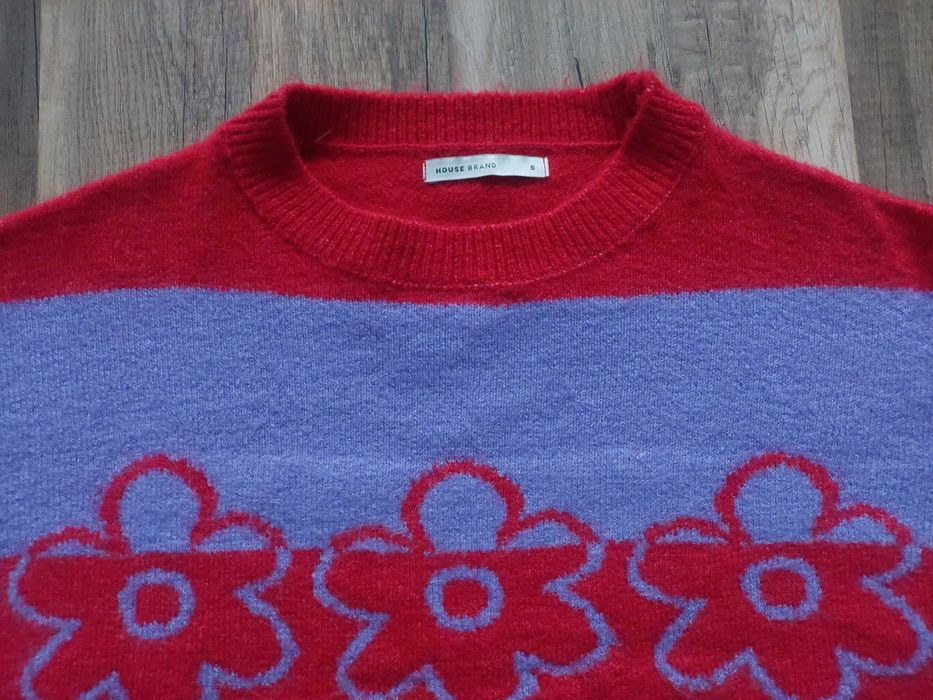 Sweter w kwiaty House S