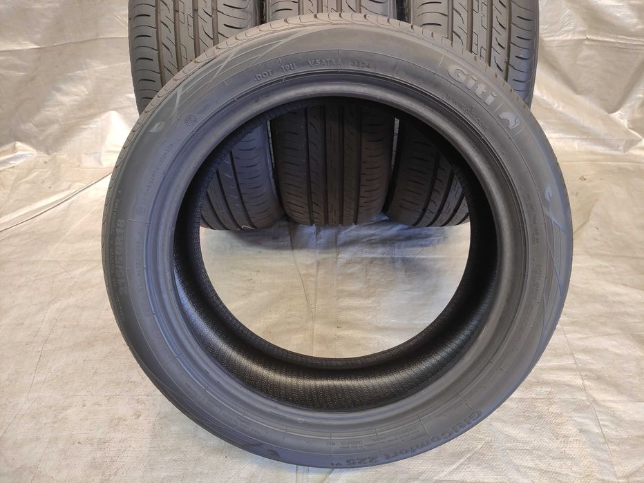Opony letnie Giti GitiComfort 225 V1 215/50/18 96V jak NOWE 2024 rok