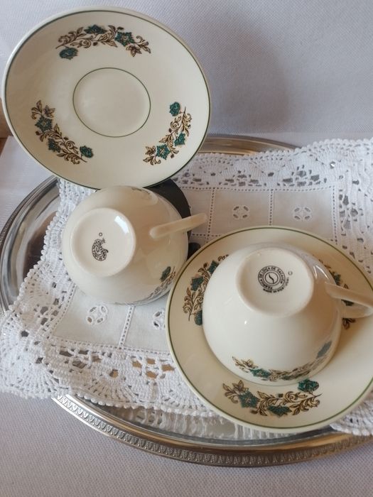 2 chávenas de chá com pires Sacavém