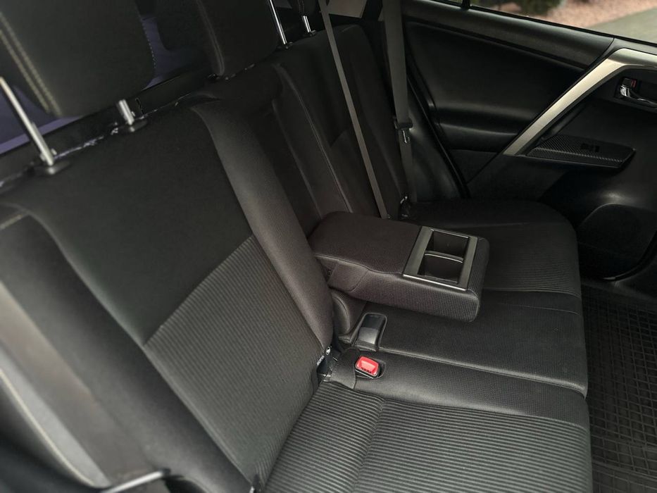 Toyota RAV 4 2013 р. Офіціал