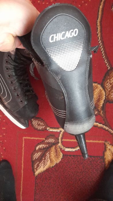 Ковзани 38 розмір