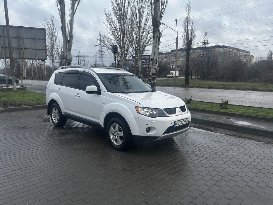 Mitsubishi Outlander xl 2.4 2008