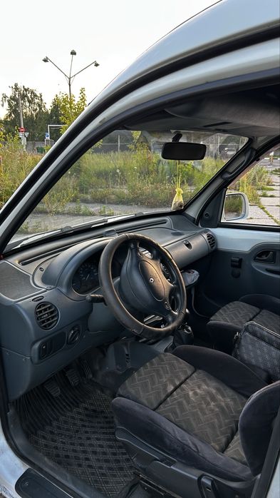 Продам Renault kangoo maxi 1.9d