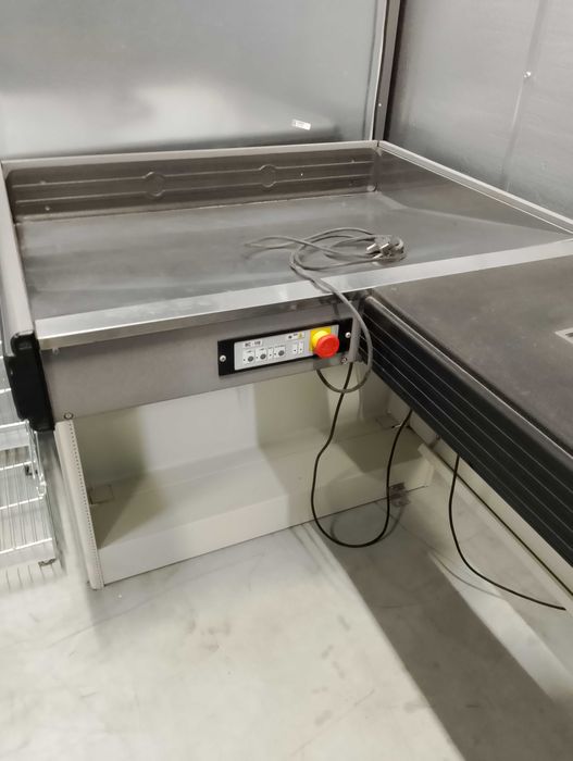 Boks kasowy, lada sprzedażowa, taśma