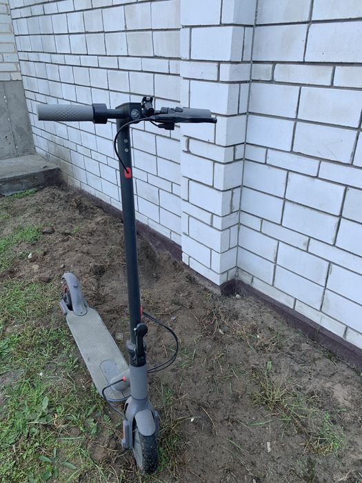 Електро самокат максимальна швиткість 25 км