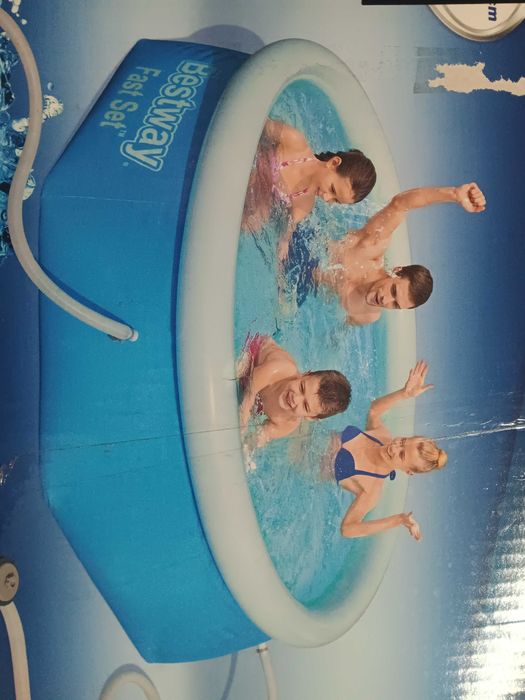 Piscina redonda com 2,50mts