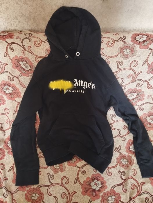 тепла кофта від palm angels