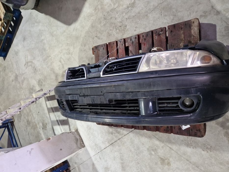 Frente completa MITSUBISHI Carisma Hatchback (DA_)