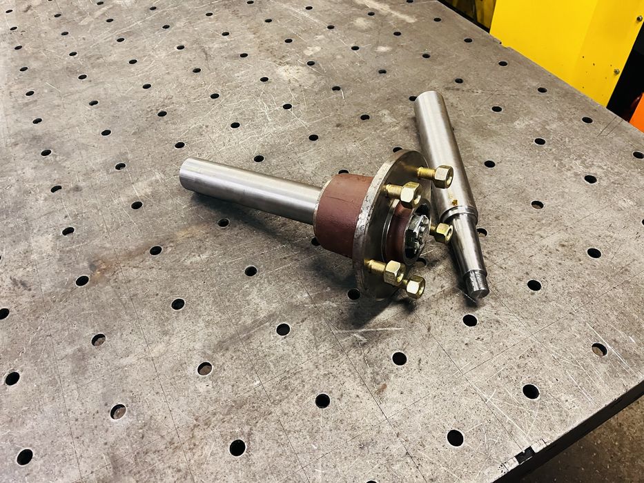 piasta żuk Uaz 330 na kola balonowe rolnicze balony