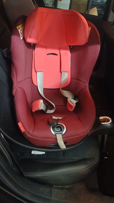 Sprzedam fotelik Gb Vaya i-Size obrotowy fotelik z bazą 360° isofix