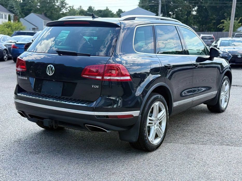 Volkswagen Touareg Executive      2013