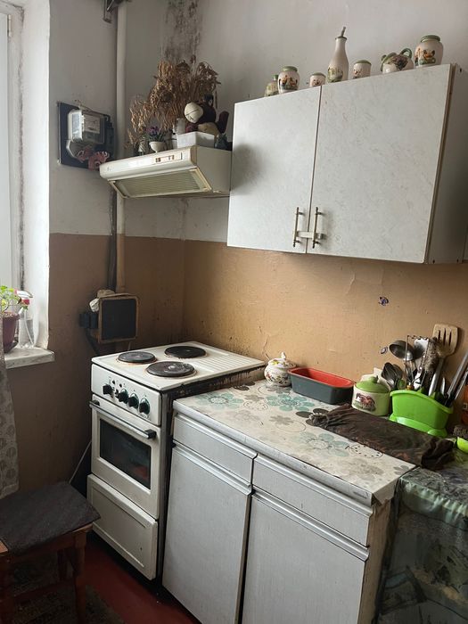 Продаж 1 кімнатної квартири вул Зубрівська