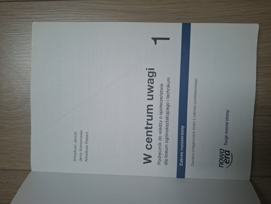 Podręcznik,,W centrum uwagi 1" zakres rozszerzony