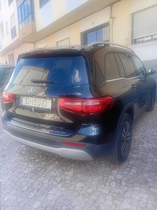 Mercedes GLB 200