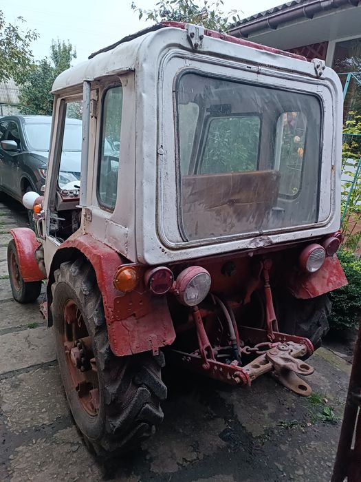 Продам трактоТ25