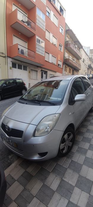 Toyota Yaris comercial
