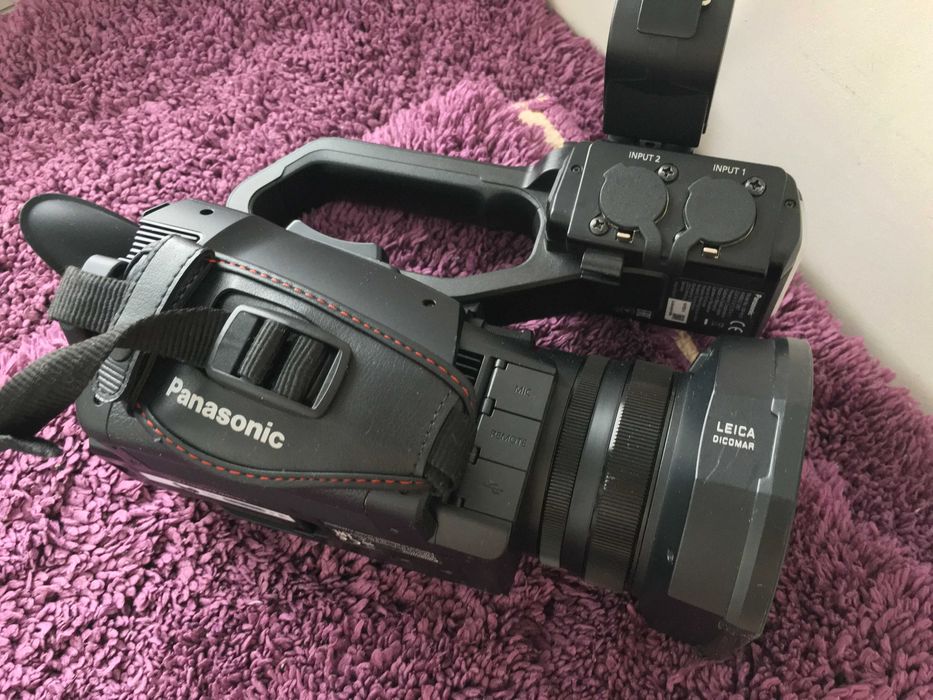 Камкодер Panasonic AG-CX10