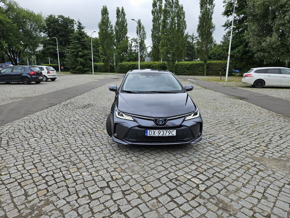 Do wynajęcia Toyota Corolla 1.8 hybrid, 2023 r.