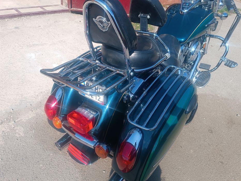 Kawasaki vn 1500 tourer (nomad)