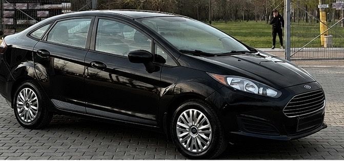 Продам машину Ford fiesta 2013 автомат