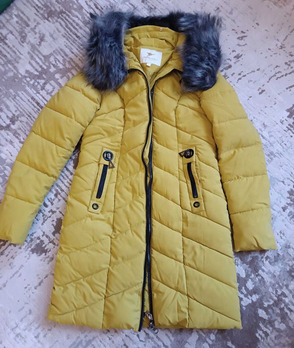 Куртка - пуховик , розмір S