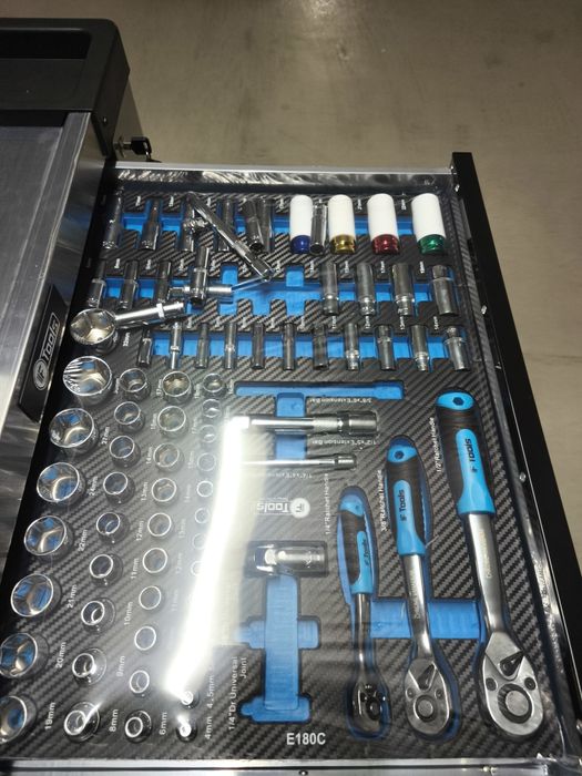 Carrinho de Ferramentas XXL 8 gavetas completas e