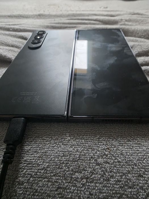 Samsung fold 4  Jak nowy