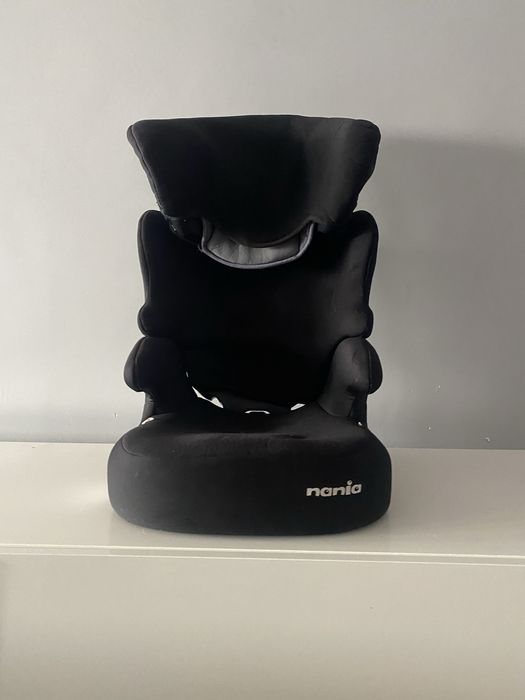 Cadeira para o carro da Nania praticamente nova