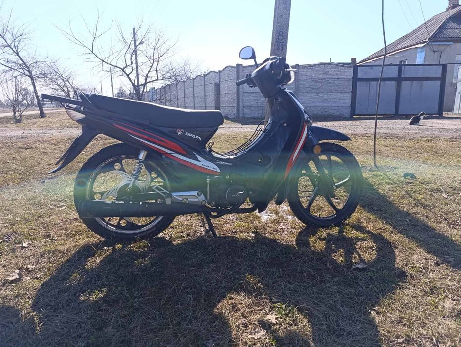 Продам мотоцикл 125 куб см 3