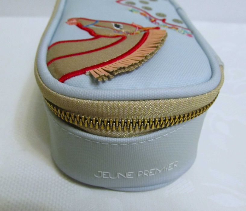 Jeune Premier Мягкий пенал футляр "Cavalerie Florale" голубой