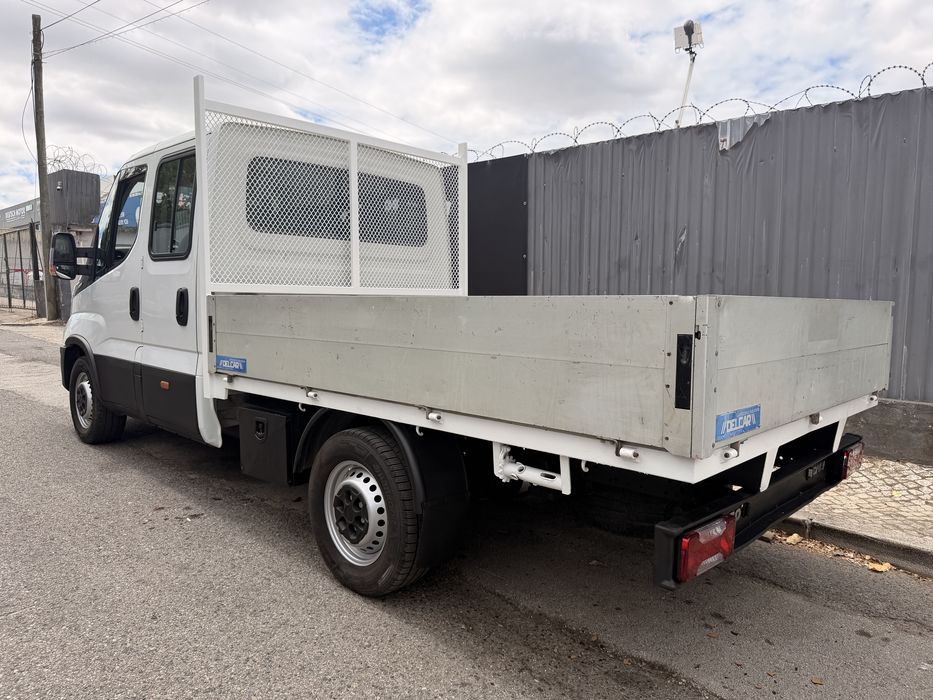 IVECO DAILY Caixa Aberta 7 Lugares 12/2020 Com Apenas 174.000km Excelente Estado ###OPORTUNIDADE###