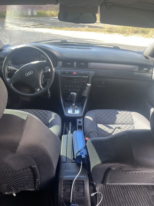 AUDI A6 c5 2.4 бензин