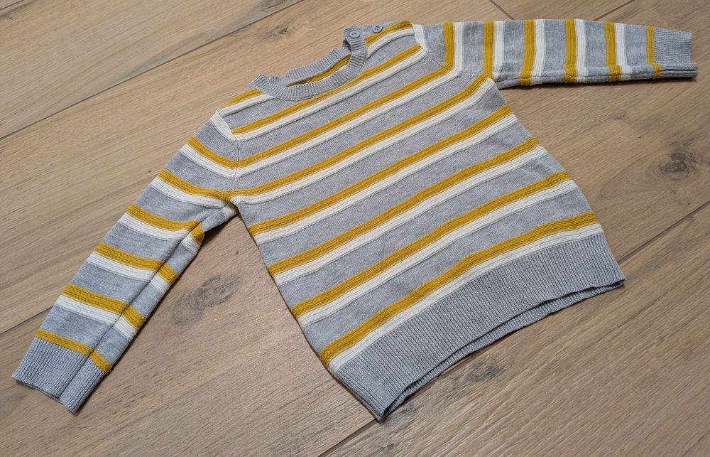 Matalan 80 86 sweter sweterek szary miodowy w paski dla chłopca