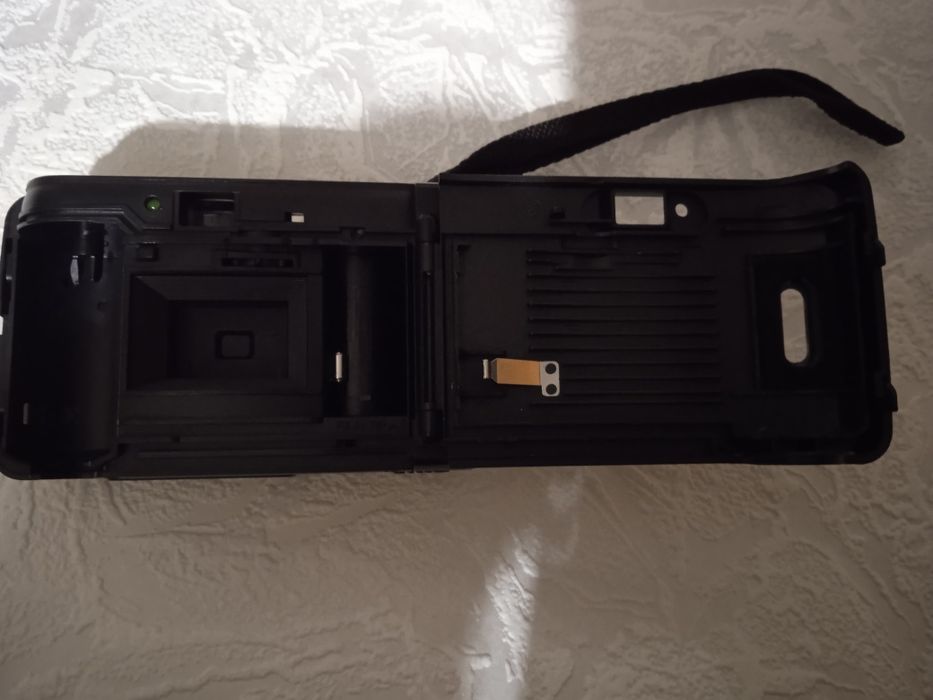 Фотоаппараты разные.